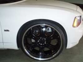 Dodge Charger tire size