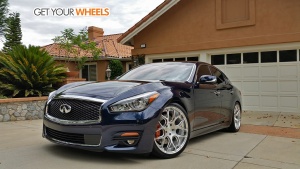Infiniti Q70 tire size