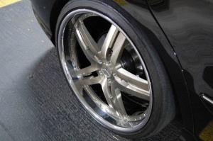 Mercedes-Benz R-Class tire size