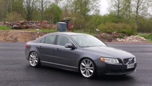 Volvo S80 tire size