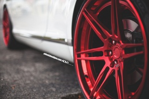 Bentley Continental GT tire size