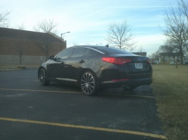 Kia Optima tire size
