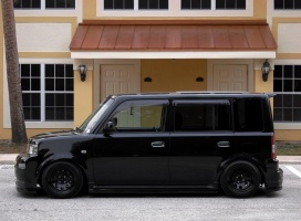Scion xB tire size
